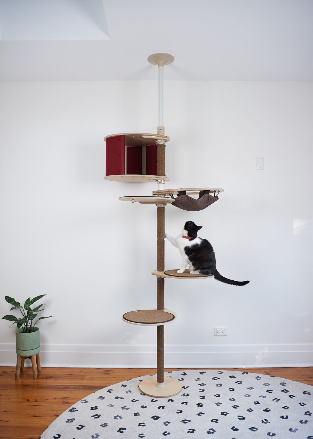 Tok Tok Floor to Ceiling Cat Tree Adjustable height Steel Pole